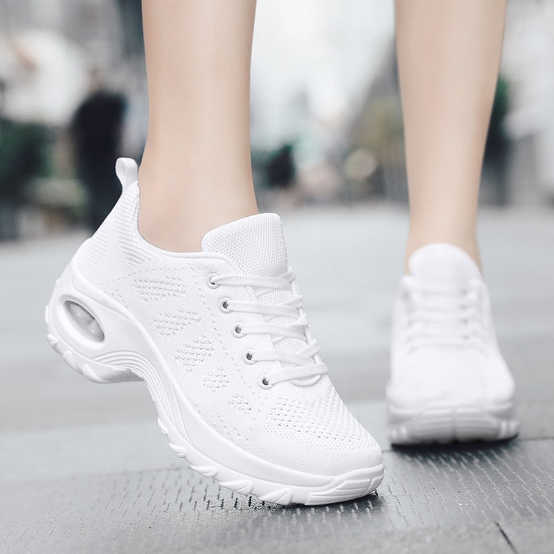 Tênis Ortopédico Feminino Anti-Impacto | StrideComfort®